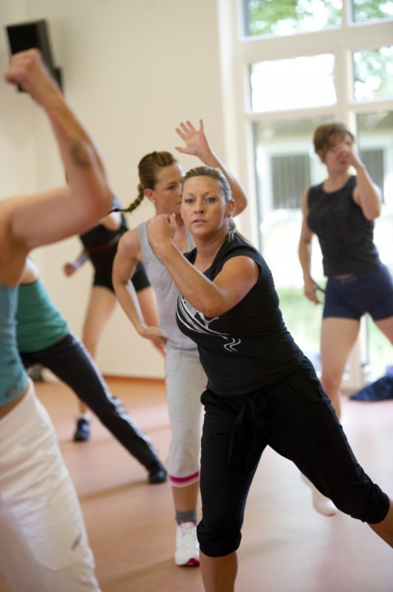 Dance-Fit – Turnen & Fitness